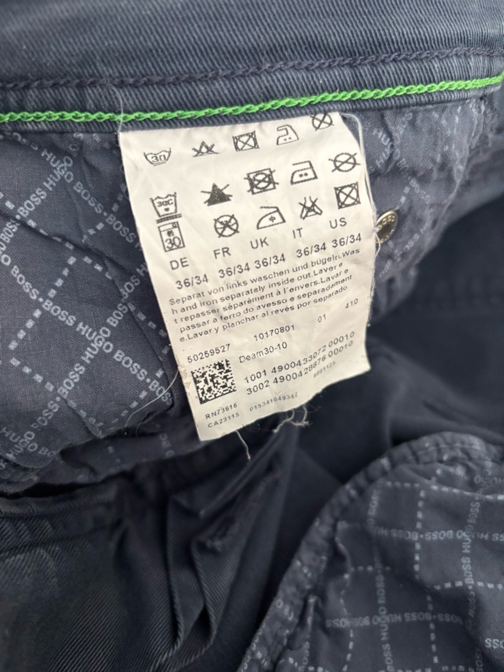 Hugo Boss Slim Straight Jeans in Dark Navy 36/35 - Picture 6 of 6